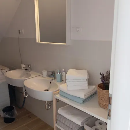 Vadrozsa, Privatgarten Mit Seeblick Βίλα Balatonakali