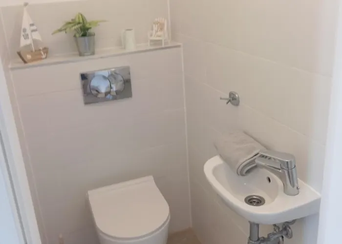 ヴィラ Vadrozsa, Privatgarten Mit Seeblick *