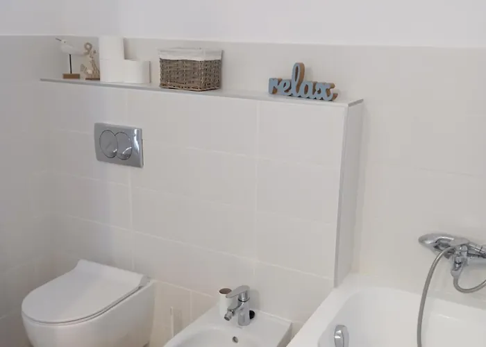 ヴィラ Vadrozsa, Privatgarten Mit Seeblick