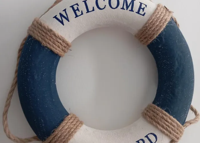 Vadrozsa, Privatgarten Mit Seeblick バラトンアカリ